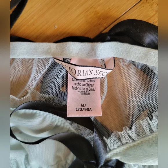 Victoria's Secret Sheer Babydoll Lingerie - Picture 5 of 5